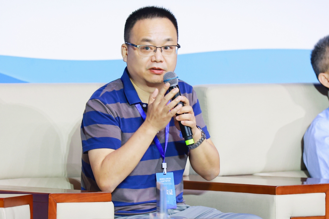 湖北省博物館黨委委員、副館長(zhǎng) 李奇 發(fā)言